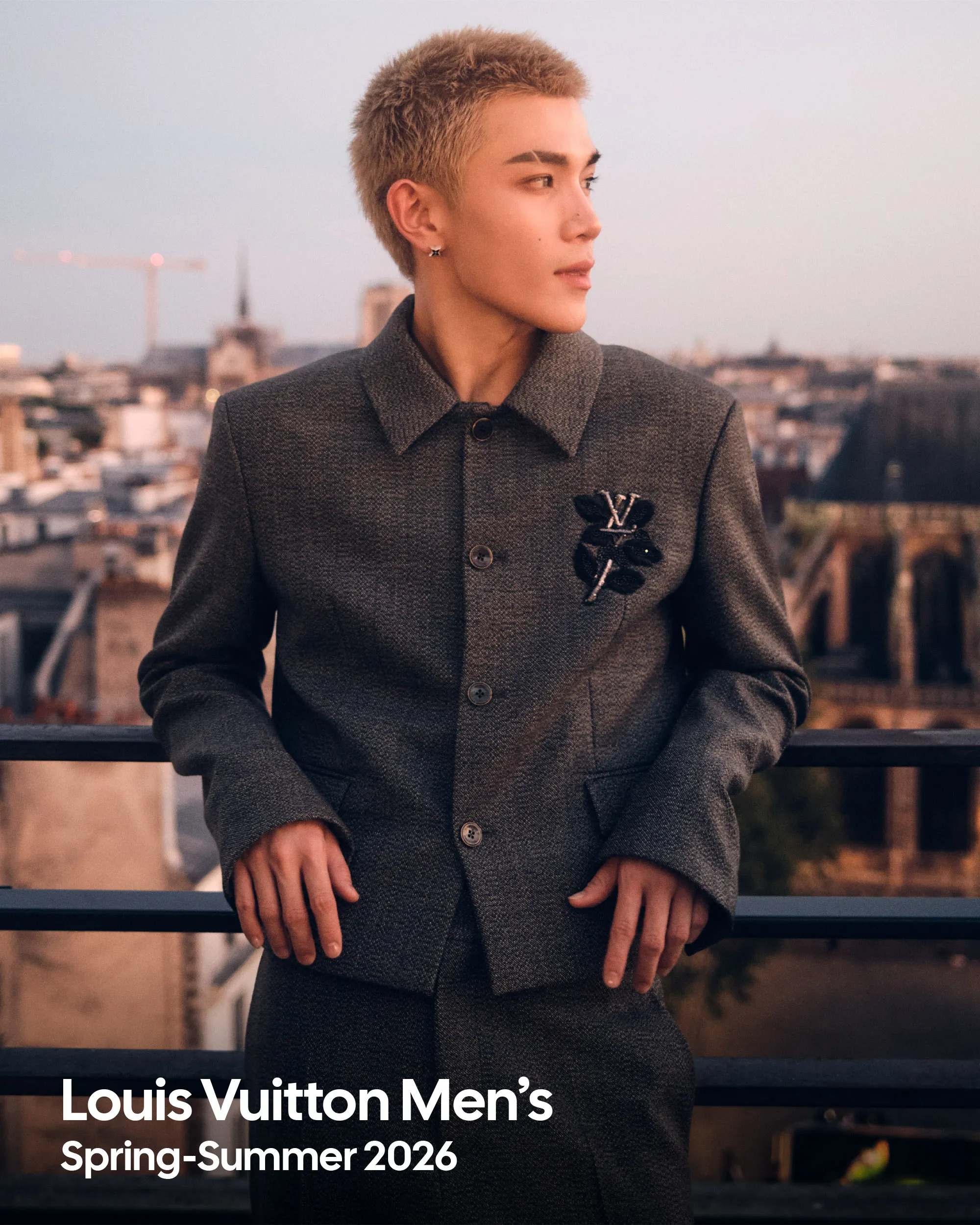 โฟร์ท-ณัฐวรรธน์' ในโชว์ Louis Vuitton คอลเล็กชั่นสุภาพบุรุษ ฤดูใบไม้ผลิ/ฤดูร้อน 2026