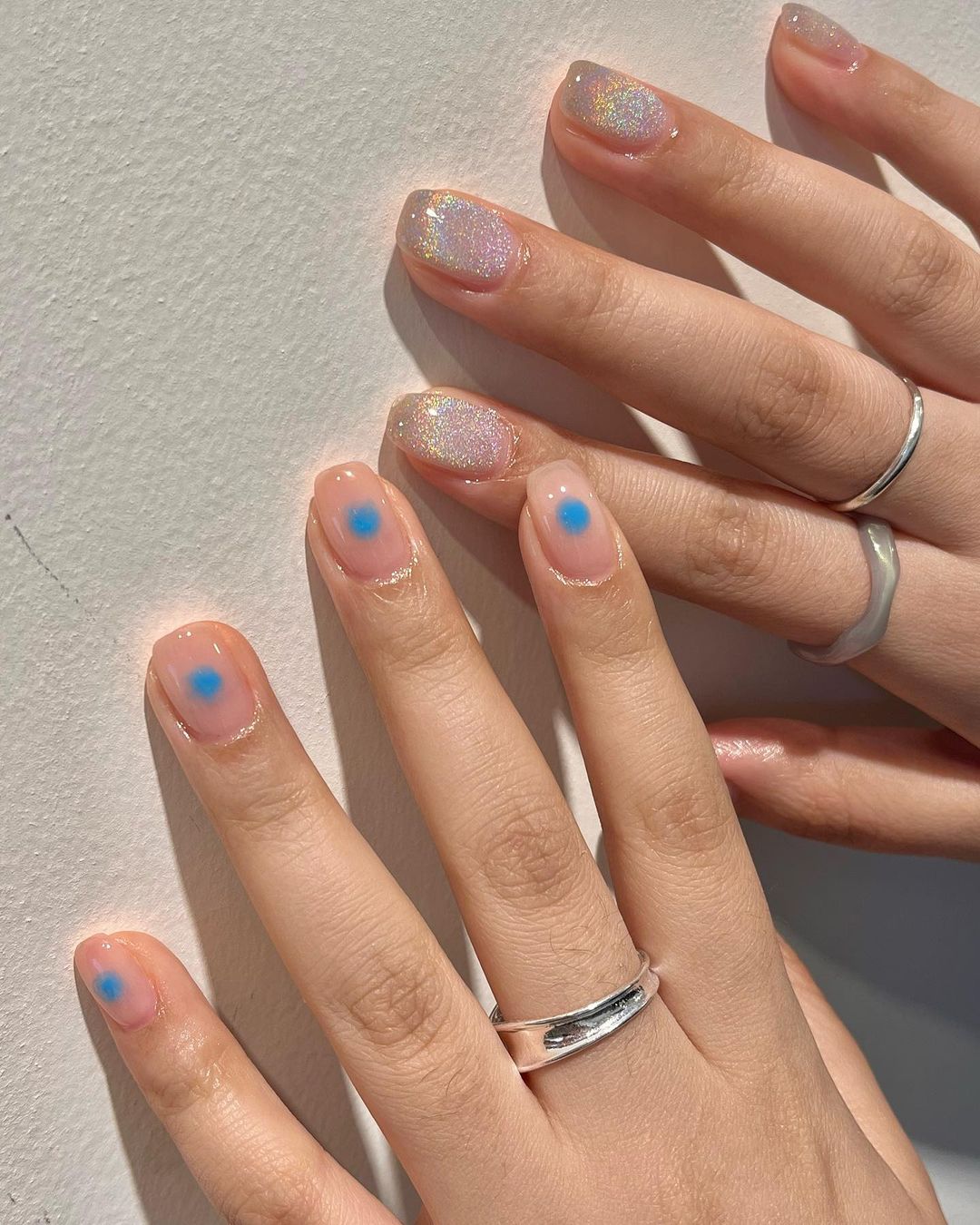 เล็บ สีลูกแก้ว