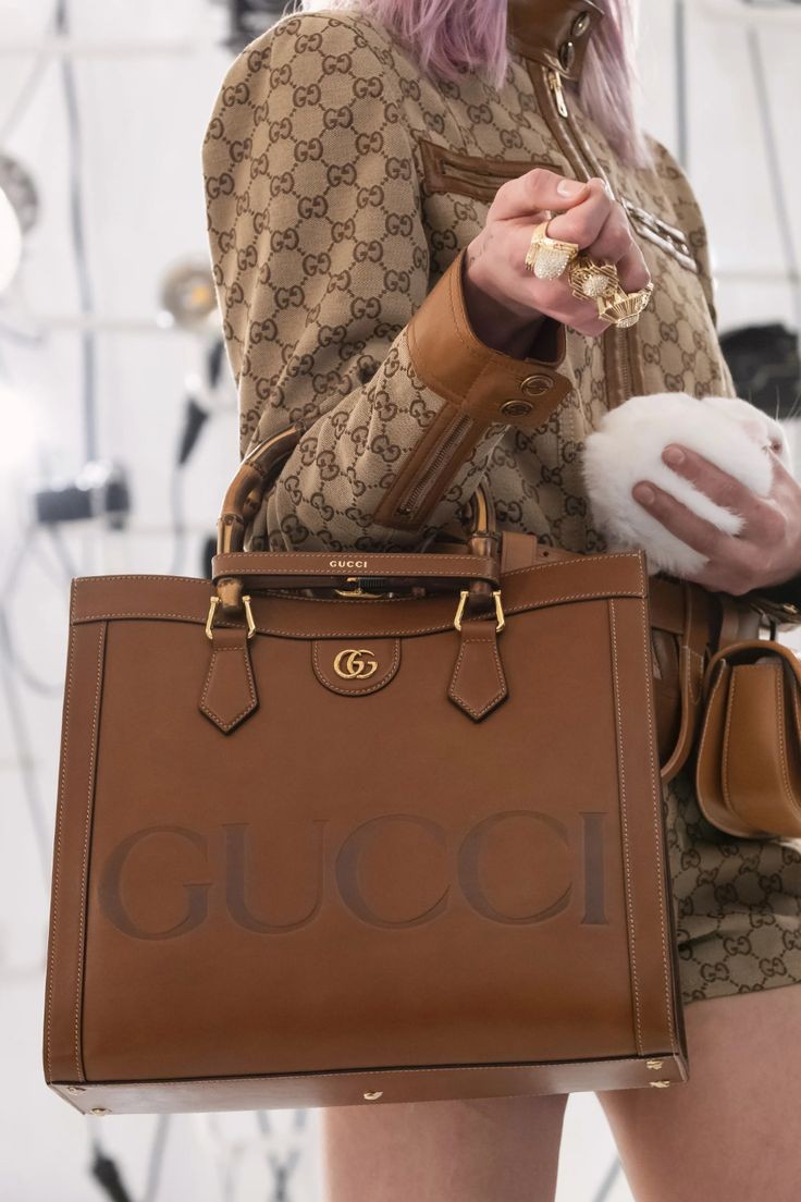 Gucci recieves Cryptocurrency