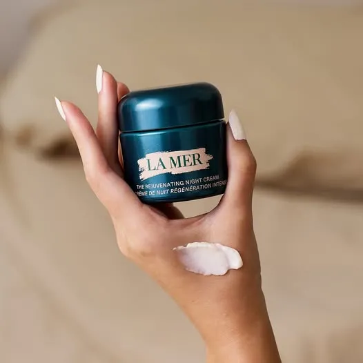 The New Rejuvenating Night Cream La mer