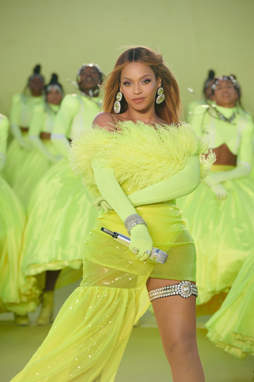Beyoncé openning show at Oscars 2022