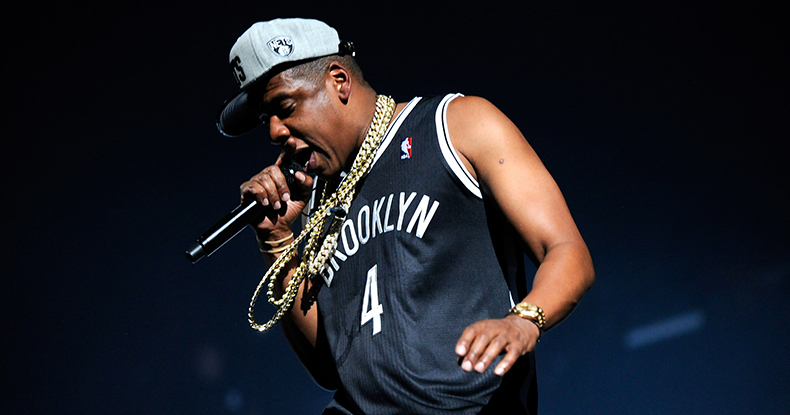 10 แฟชั่นไอคอนตัวพ่อจากยุค 90s ที่ลืมไม่ลง