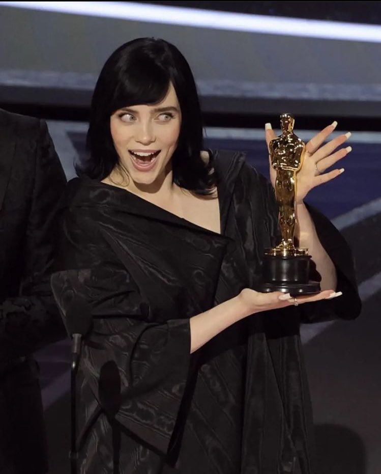 Billie Eilish wins Best Original Song at Oscars 2022