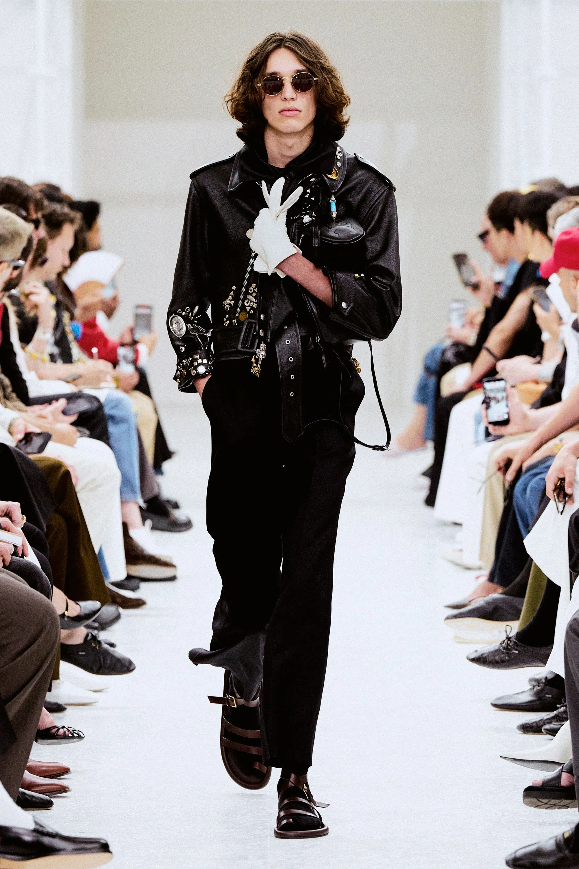 Gallery 32