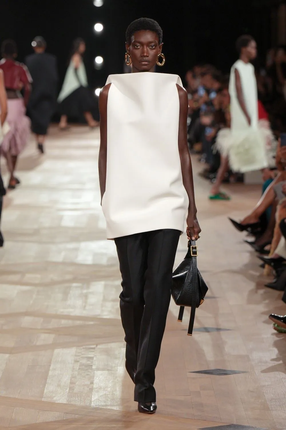รันเวย์โชว์ Balenciaga