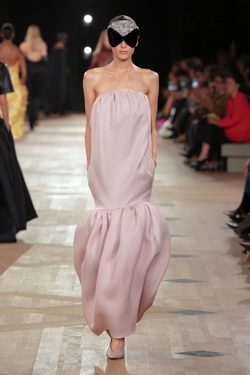รันเวย์โชว์ Balenciaga