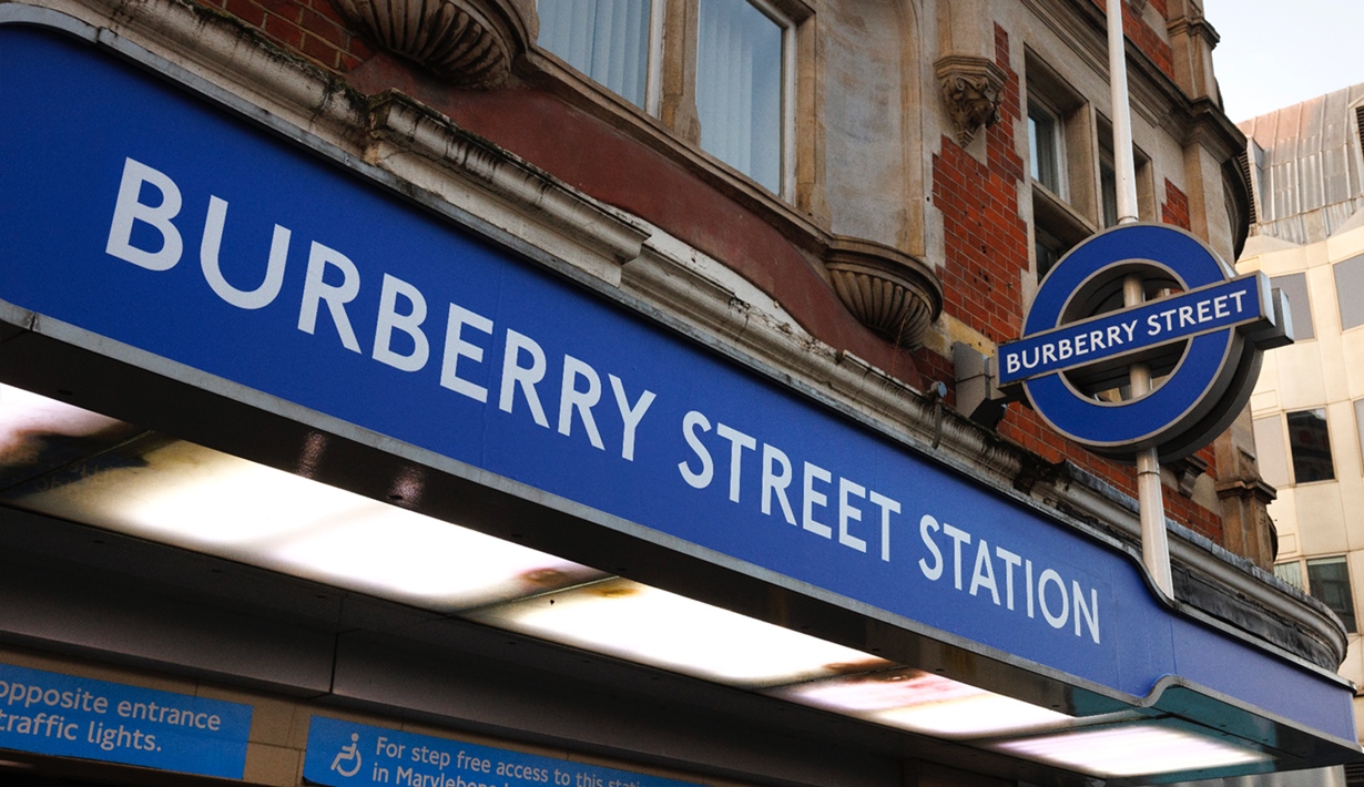 Burberry, Burberry Street, Burberry Street Station, Burberry London, Burberry กระเป๋า, Burberry ราคา