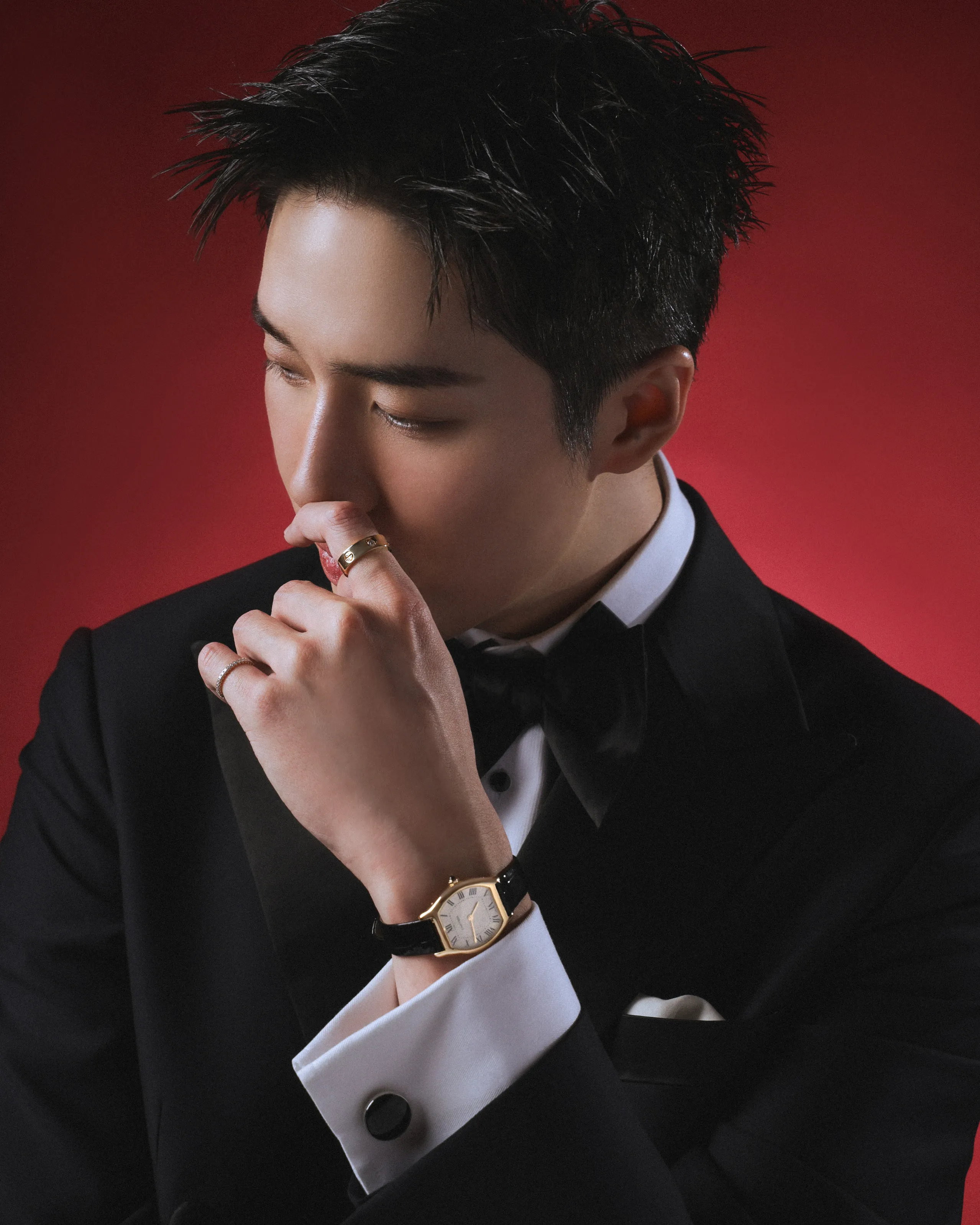 ต่อ ธนภพ กับเครื่องประดับ Cartier ในงาน Weibo Gala 2026