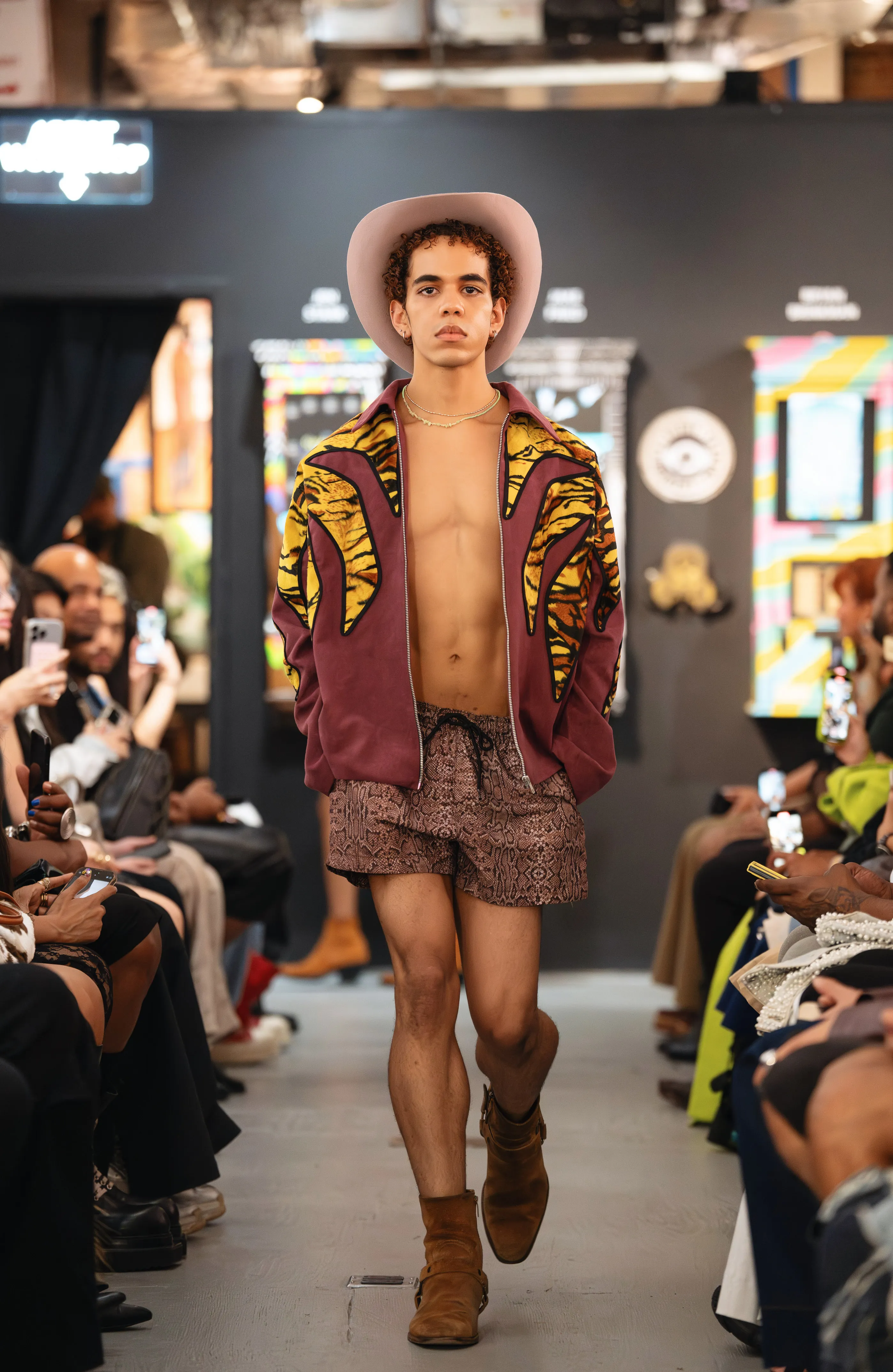 Gallery 10