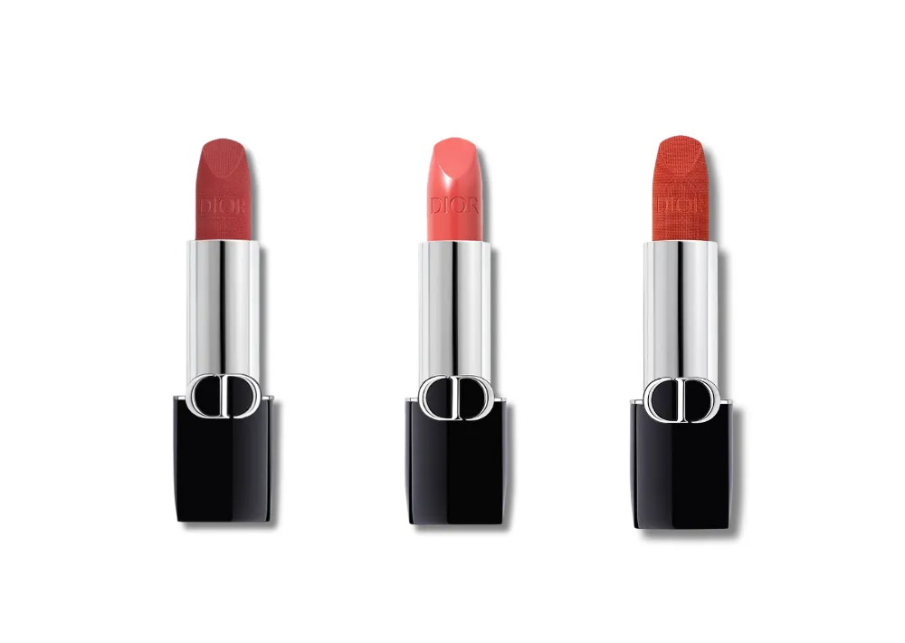 Rouge Dior สี 720 Icone Velvet, 343 Panarea Satin, 840 Rayonnante Velvet (จากซ้ายไปขวา) จาก Dior Beauty 