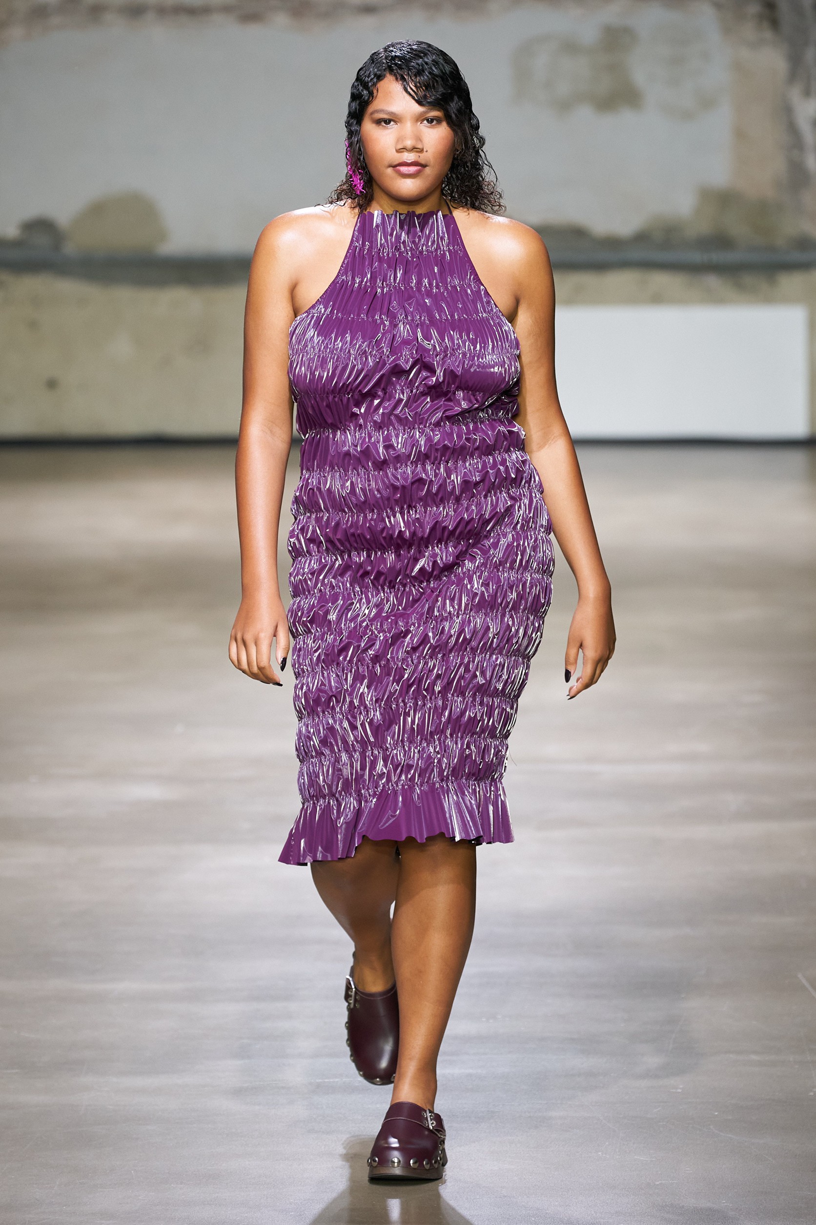 Ester Manas, Ester Manas SS23, PFW, สาวอวบ, แฟชั่นสาวอวบ, แฟชั่นผู้หญิง, แฟชั่นผู้หญิงอวบ, แฟชั่นคนอ้วน, นางแบบพลัสไซซ์, นางแบบพลัสไซส์, นางแบบ plus size, plus size, plus size model