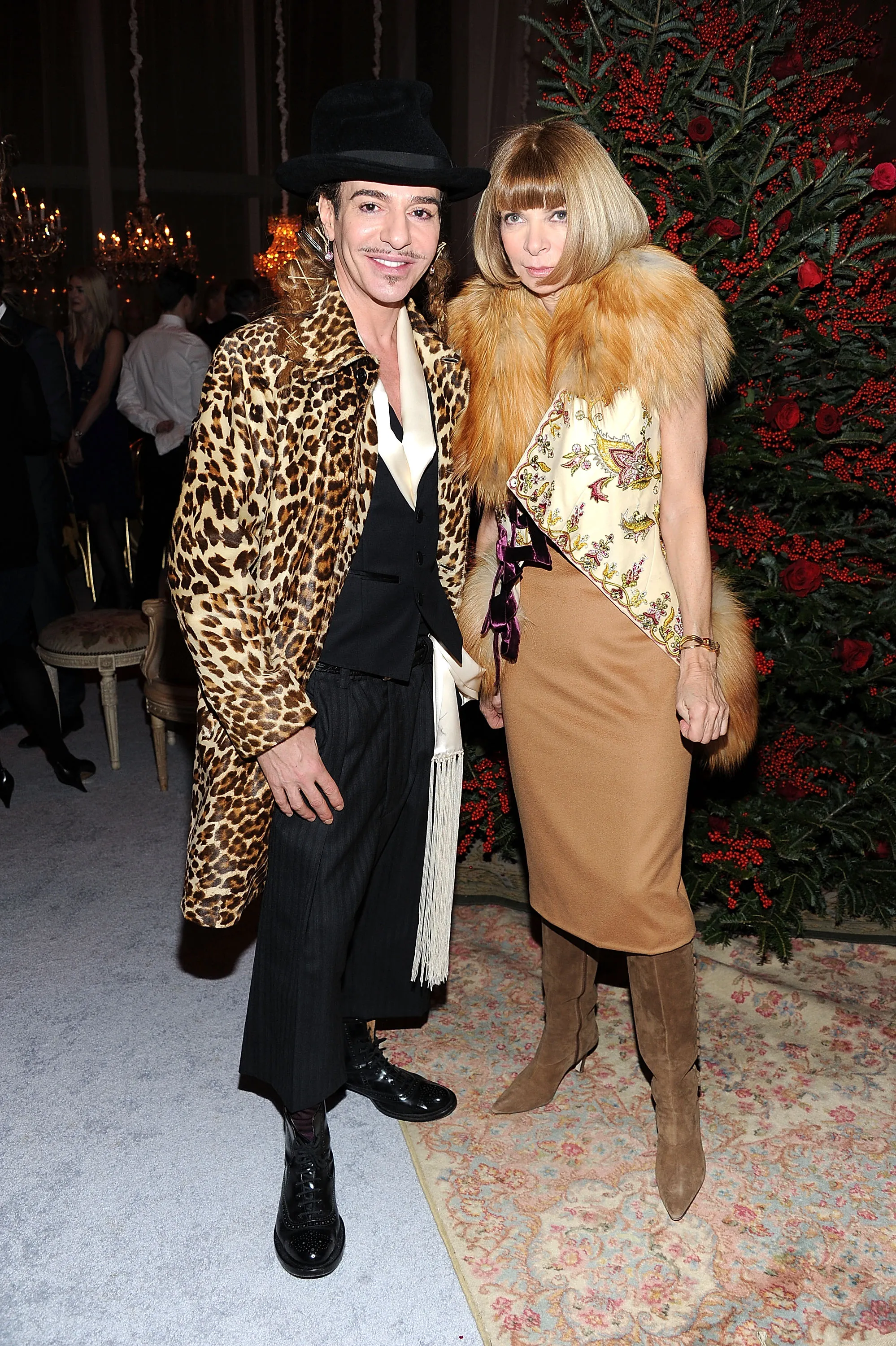 VOGUE SCOOP | ถอดรหัส Met Gala 2027 เมื่อ 'John Galliano' กลายเป็นโจทย์จริยธรรมของ 'Anna Wintour'