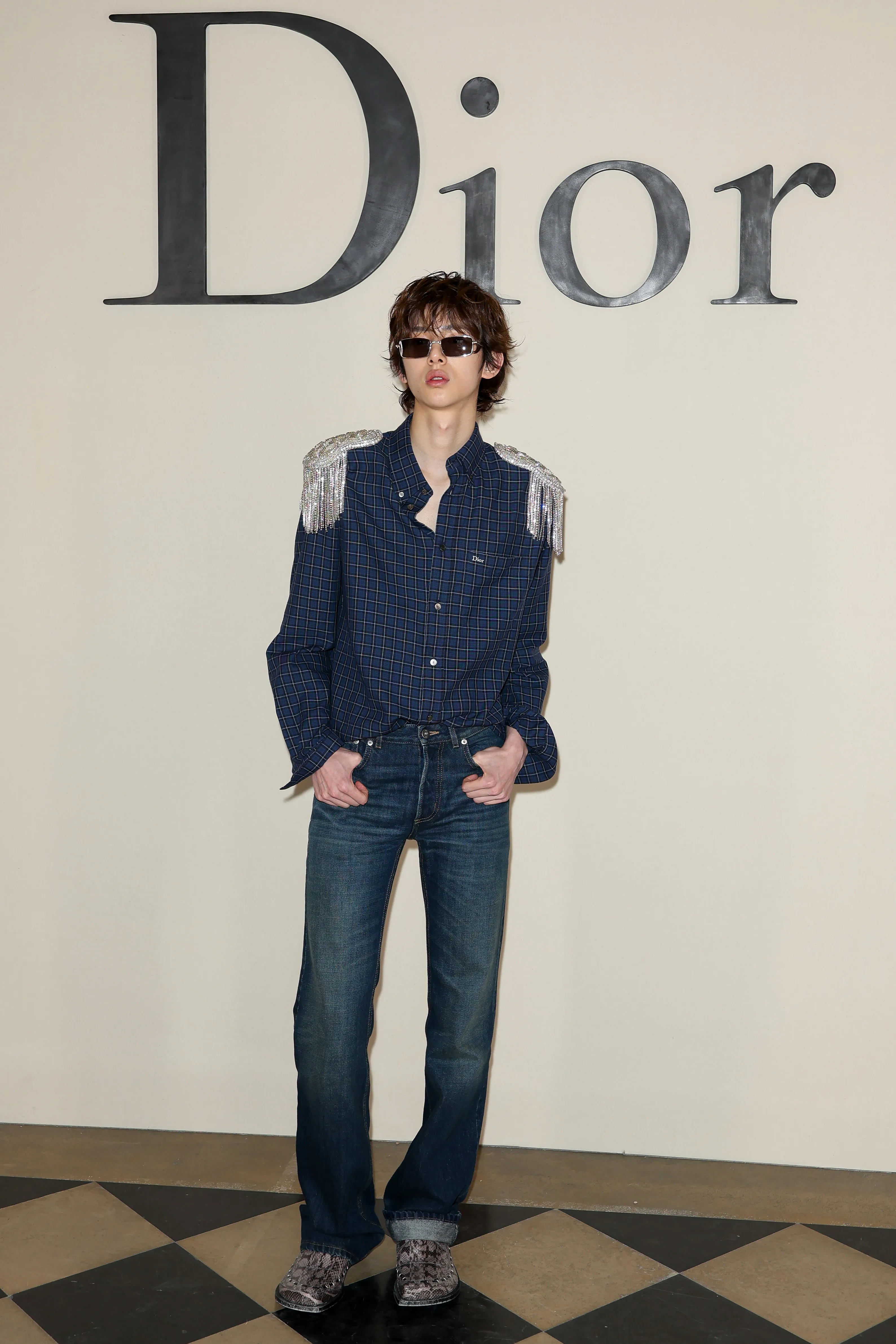 'Juhoon' ในโชว์ Dior คอลเล็กชั่นเสื้อผ้าบุรุษ ฤดูใบไม้ผลิ/ฤดูร้อน 2027