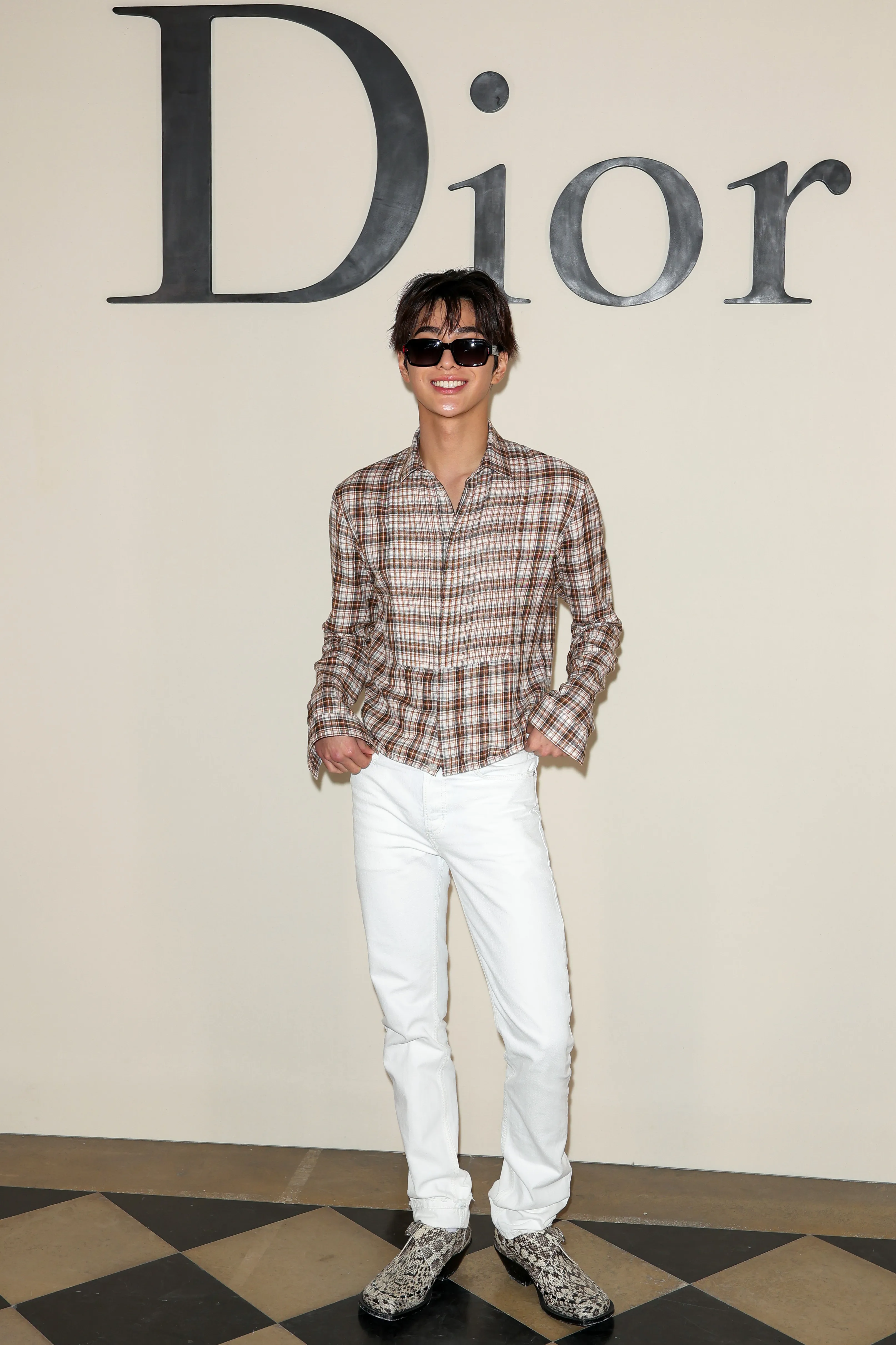 'Keonho' ในโชว์ Dior คอลเล็กชั่นเสื้อผ้าบุรุษ ฤดูใบไม้ผลิ/ฤดูร้อน 2027
