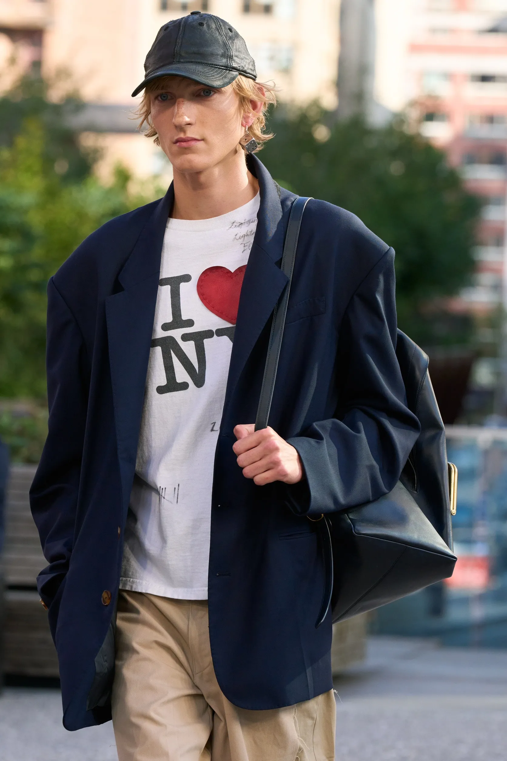 I love ny, เสื้อ i love ny, coach, coach ราคา, coach กระเป๋า