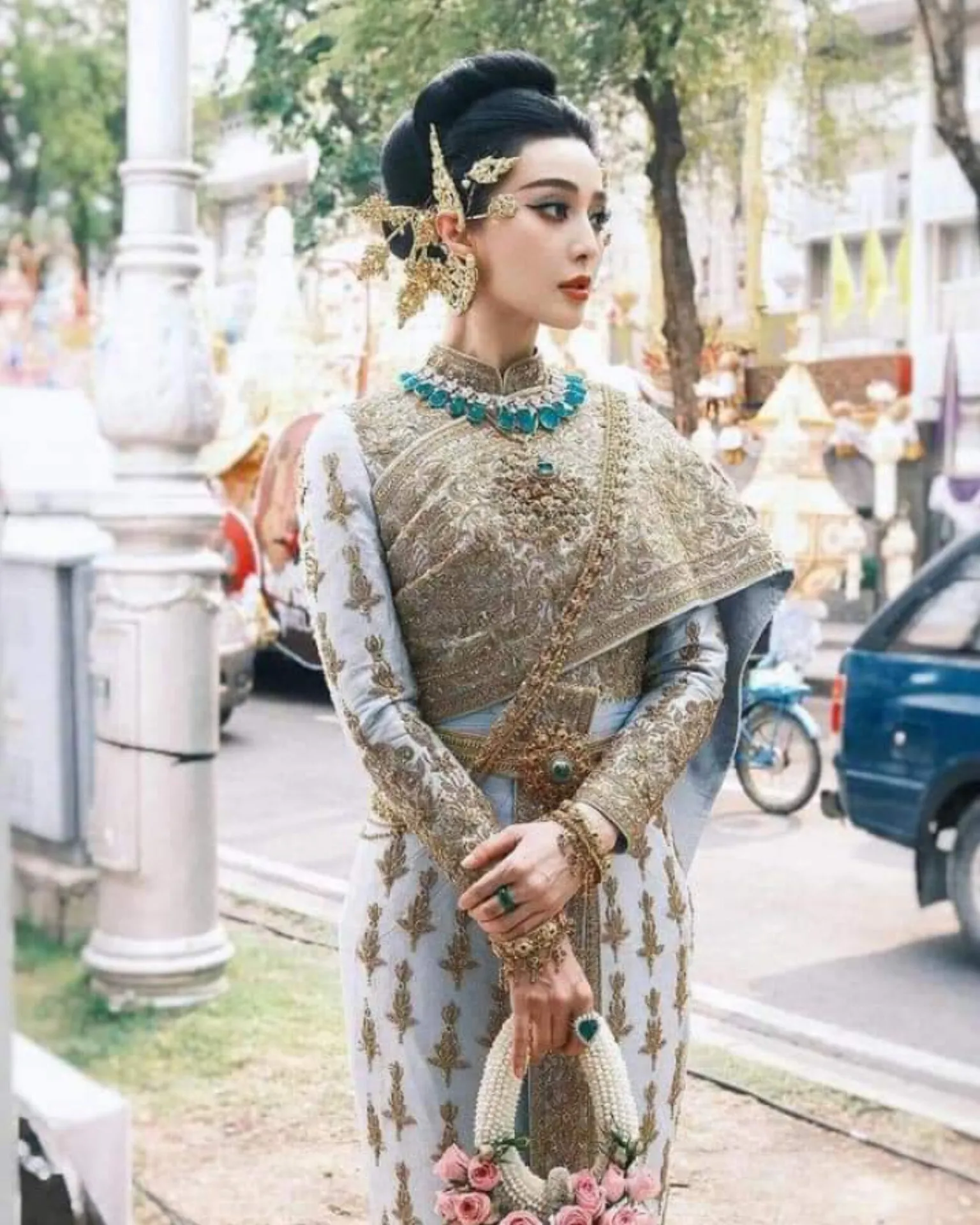 Fan BibngBing Thai dress