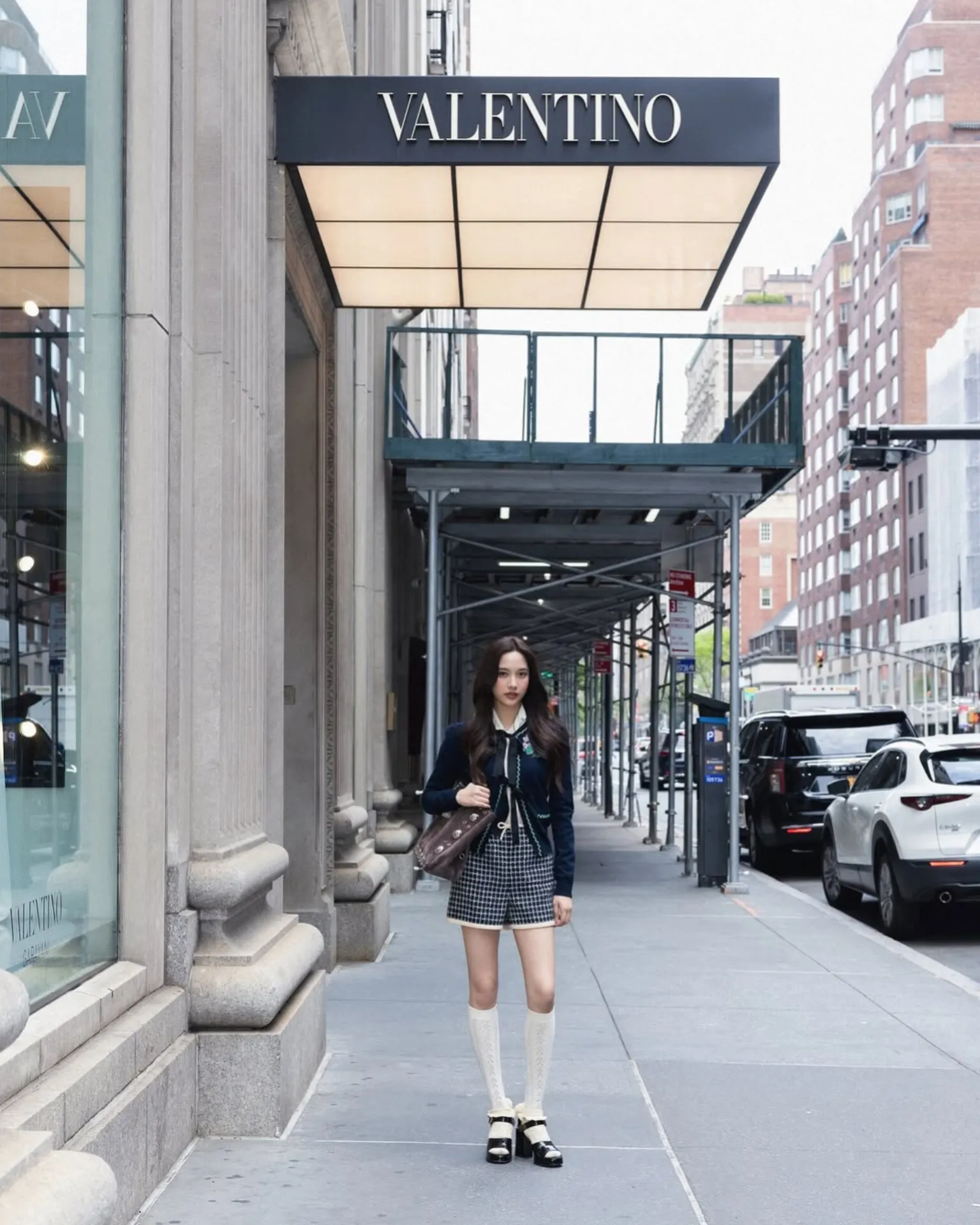 ฟรีน สโรชา Met Gala