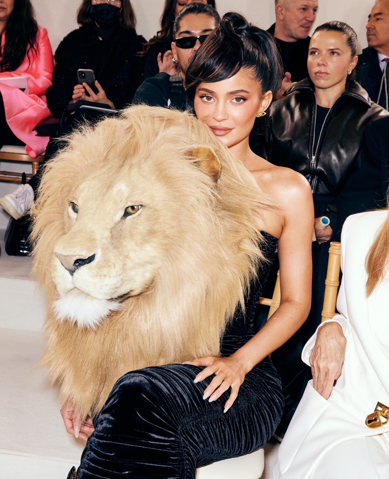 Schiaparelli, Kylie Jenner Schiaparelli, Schiaparelli Haute Couture, Schiaparelli Lion Head, Kylie Jenner Lion Head, Kylie Jenner หัวสิงโต