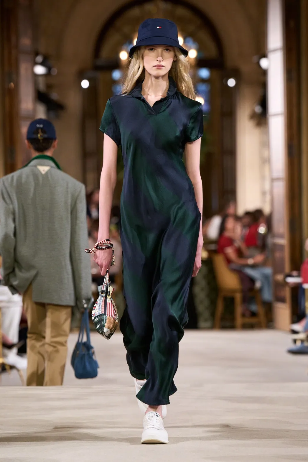 Gallery 18