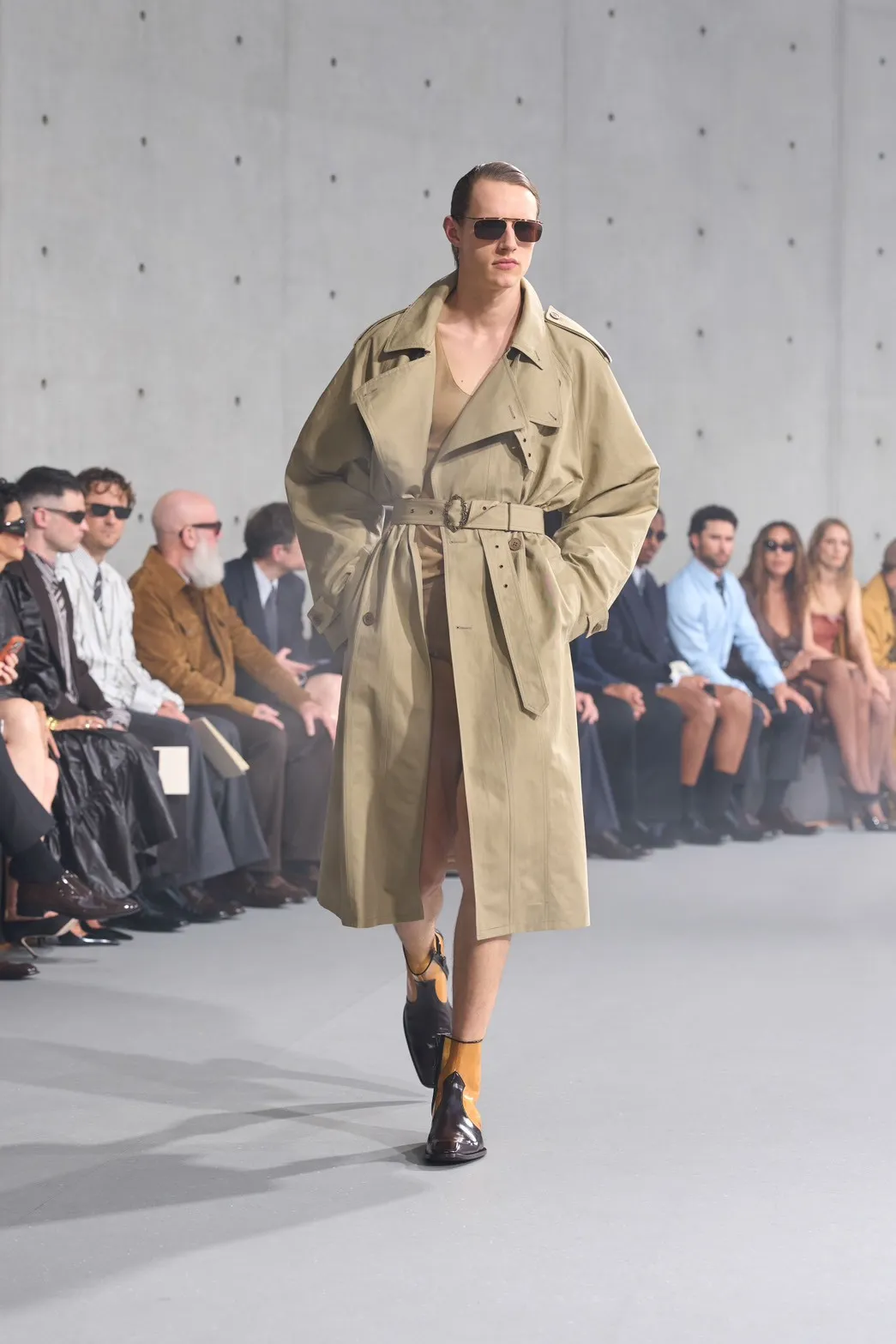 Gallery 32