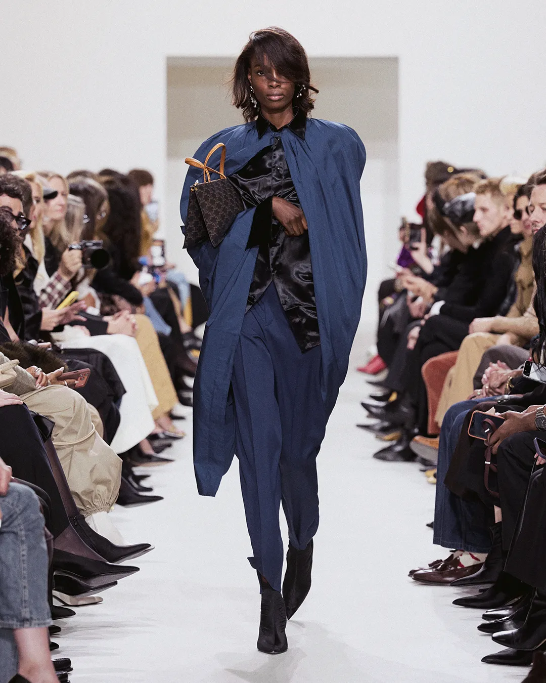Gallery 10