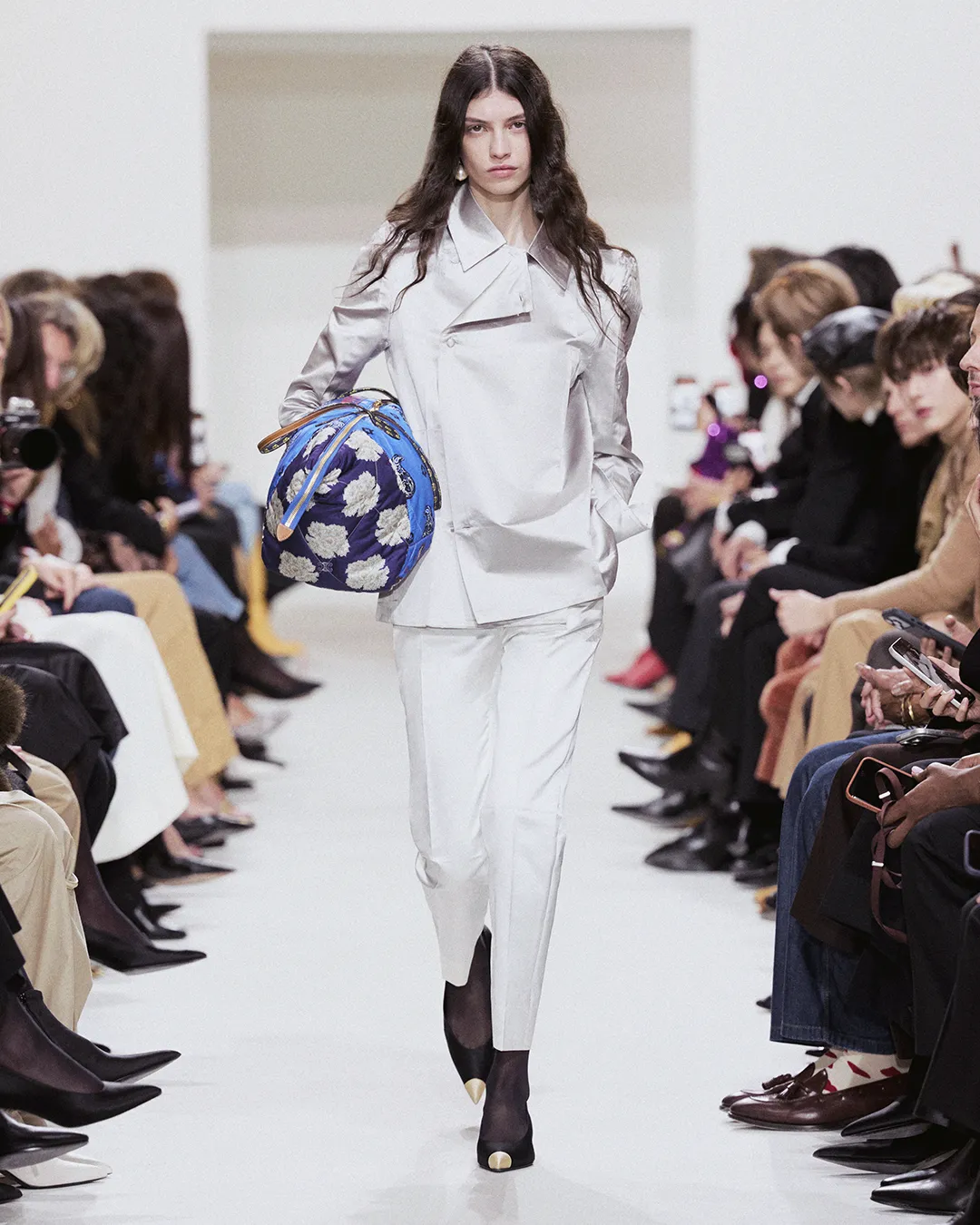 Gallery 60