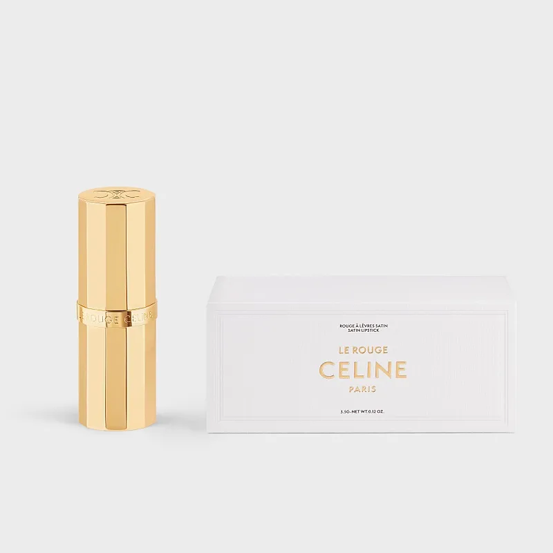 แพ็กเกจจิ้งลิปสติก Le Rouge Celine ถูกออกแบบโดย Hedi Slimane ตัวปลอกลิปสติกเป็นโลหะทองทรงเหลี่ยมมุม