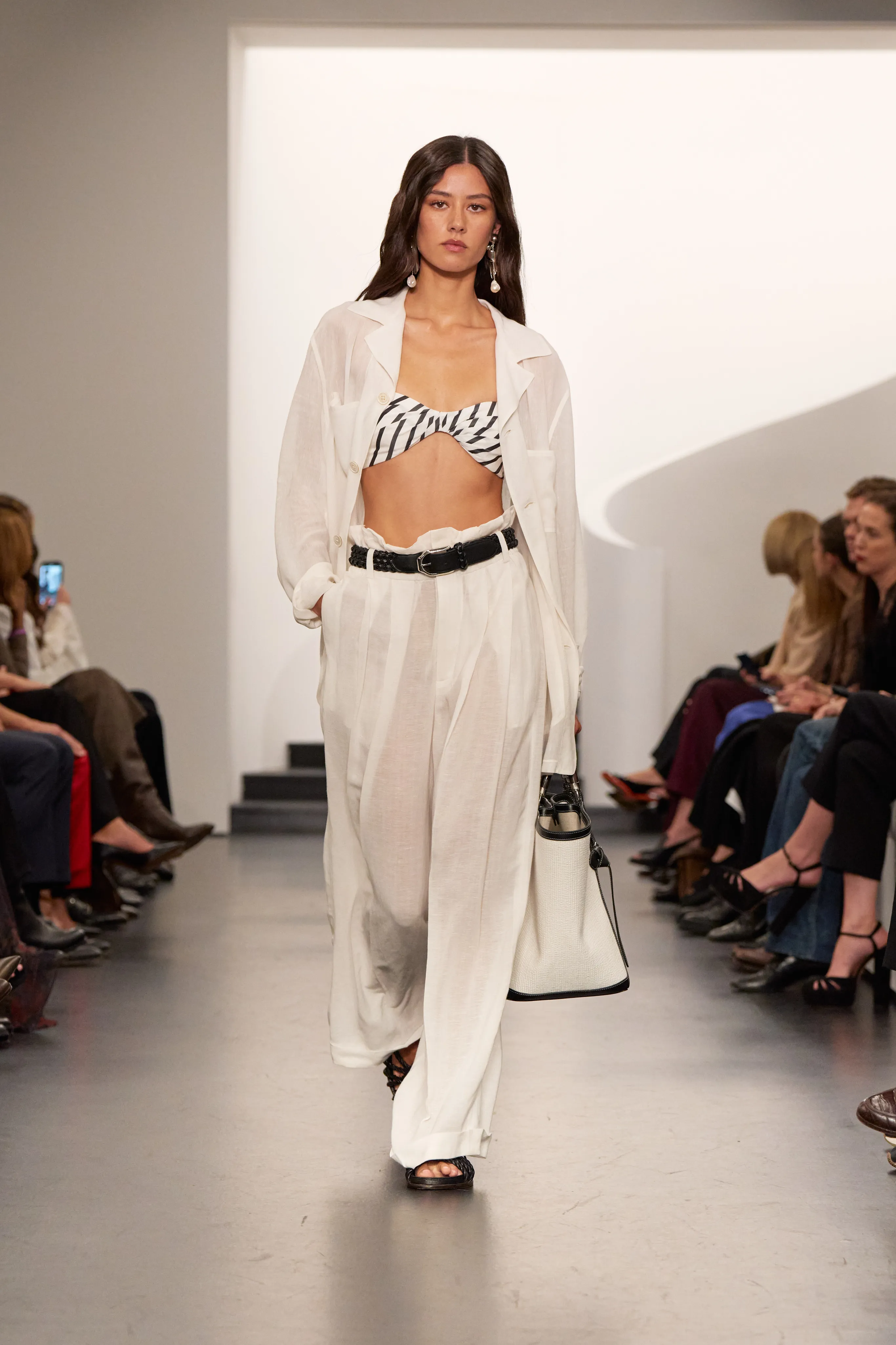 Gallery 19