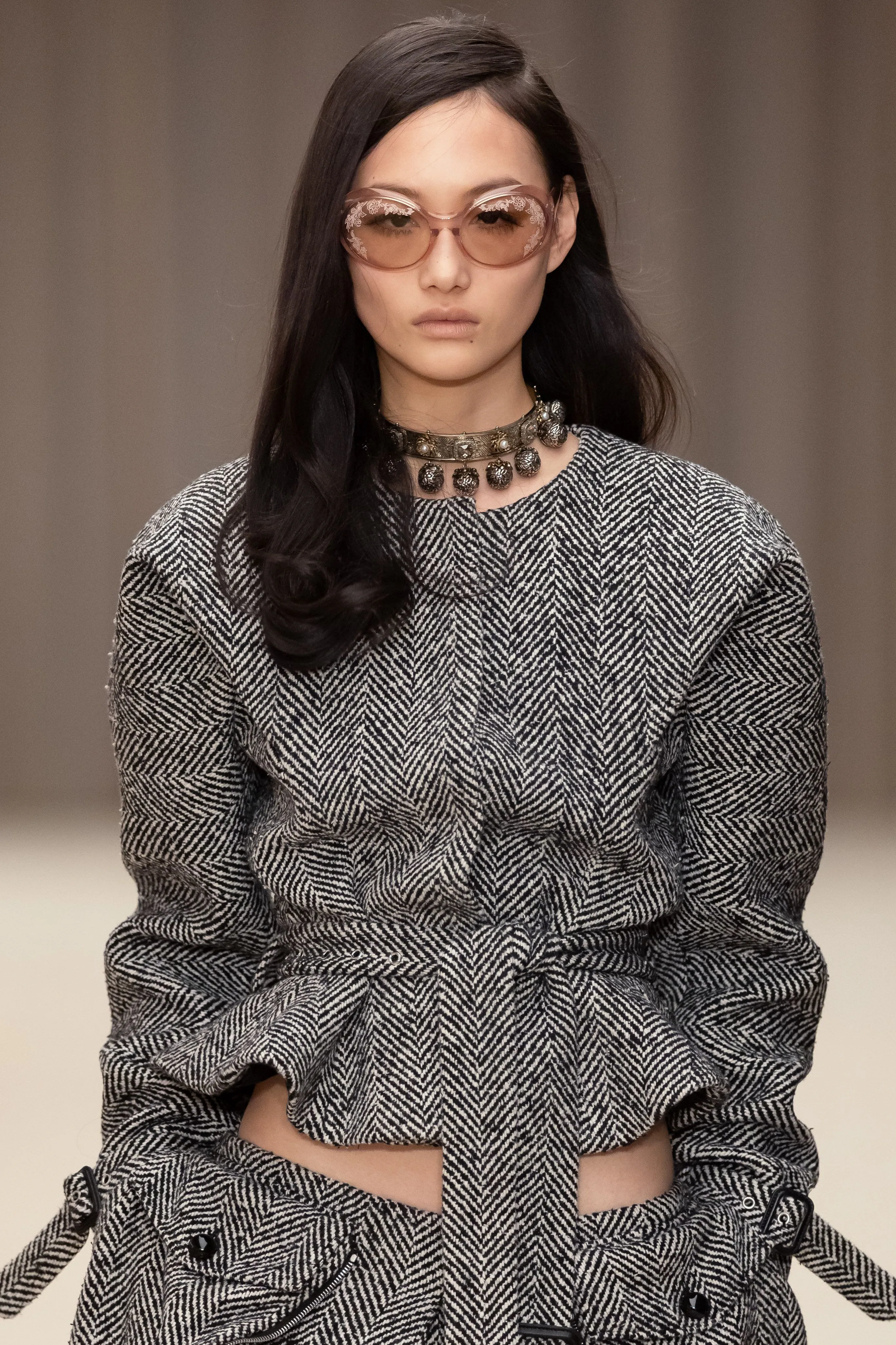 McQueen คอลเล็กชั่น ฤดูใบไม้ผลิ/ฤดูร้อน 2026