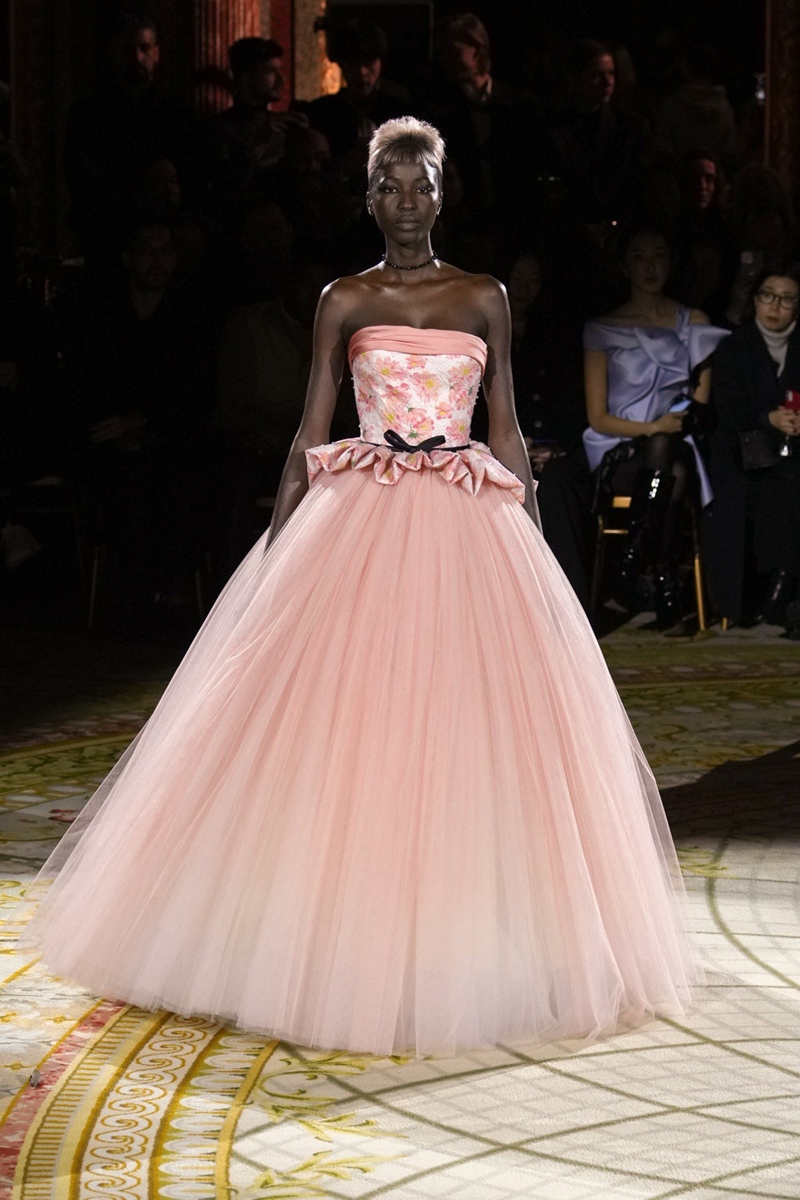 Viktor & Rolf, Viktor and Rolf, Viktor and Rolf Haute Couture, Viktor & Rolf Haute Couture, Viktor & Rolf Dress, Viktor and Rolf dress, viktor and rolf แบรนด์