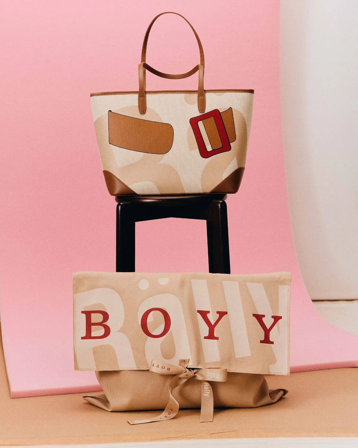 การคอแลบแห่งปีระหว่าง Rally Movement กับ BOYY เปิดตัวกระเป๋า Rally x BOYY Buckle Up! Tote