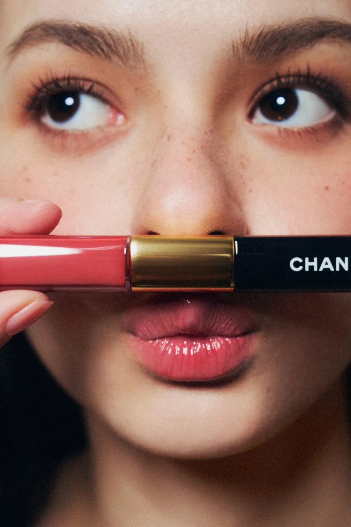 เบ็คกี้-รีเบคก้า กับลิปสติก LE ROUGE DUO สี 174 Endless Pink จาก CHANEL 