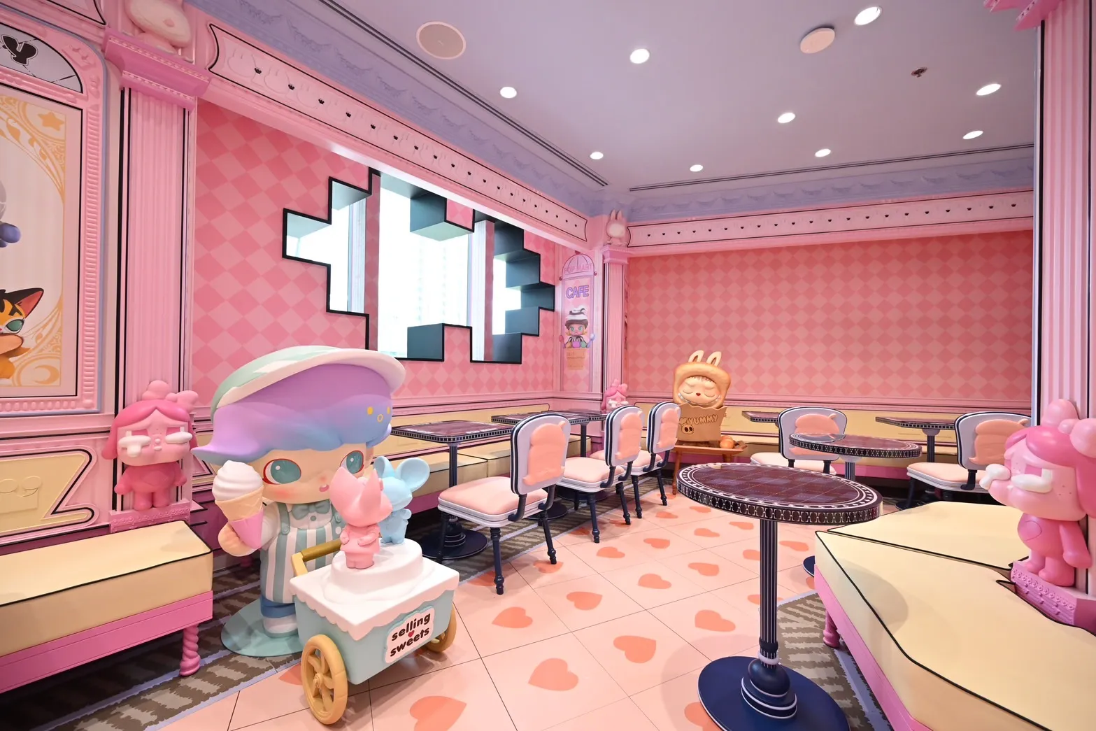 Gallery 7