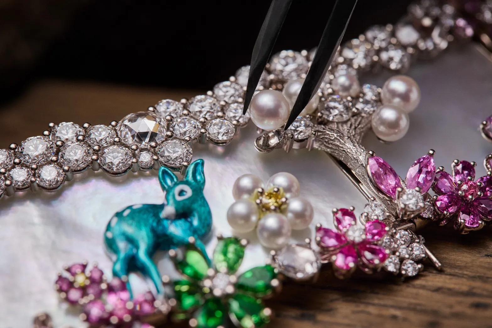 Diorexquis Forêt Nacrée จาก Dior Joaillerie
