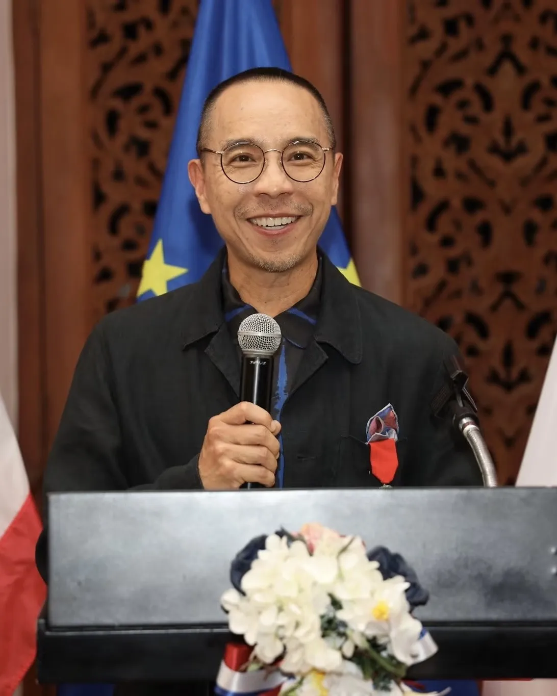 'เจ้ย-อภิชาติพงศ์' รับมอบเครื่องอิสริยาภรณ์เลฌียงดอเนอร์ จากเอกอัครราชทูตฝรั่งเศส