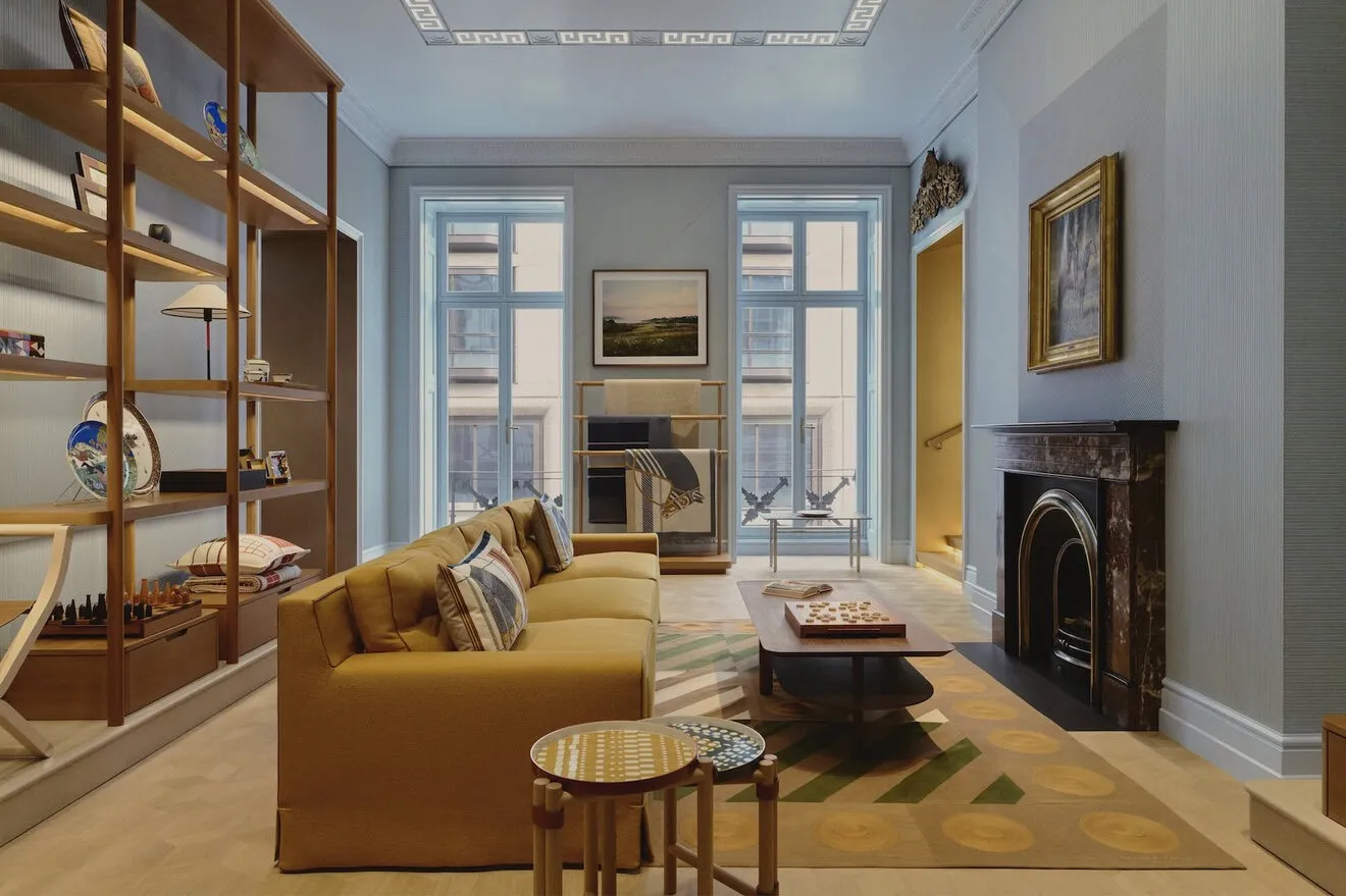 Hermès - Maison Bond Street