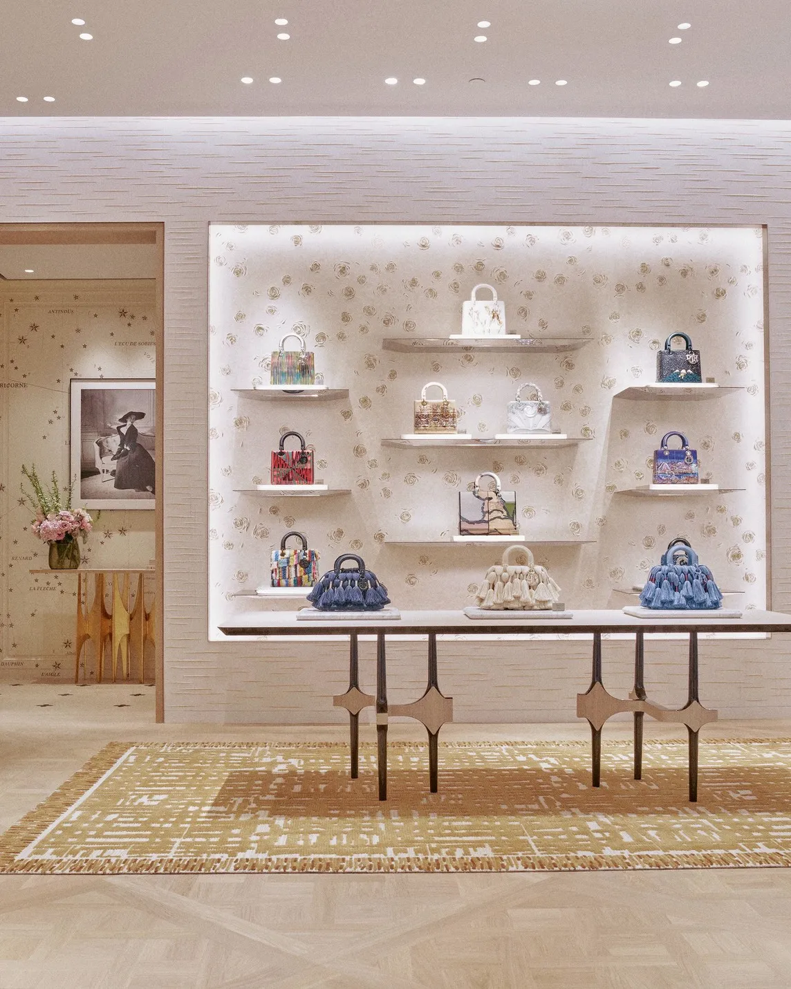 Gallery 19