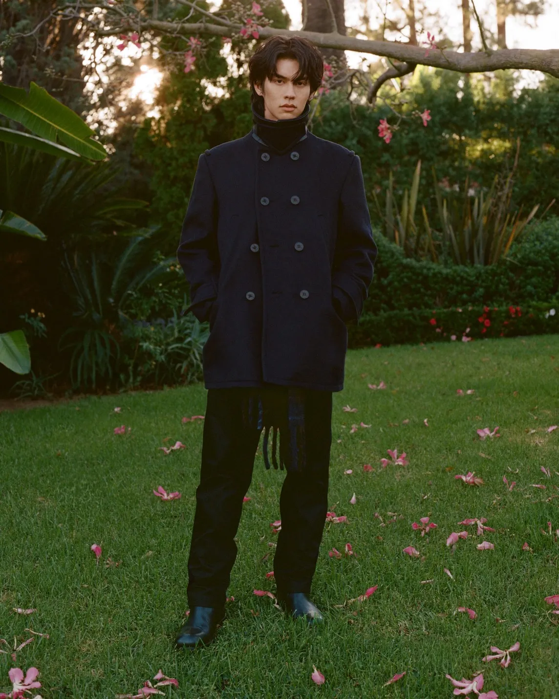 'ไบร์ท-วชิรวิชญ์' ในแคมเปญล่าสุดจาก Burberry 'Same City, Different Rhythms'