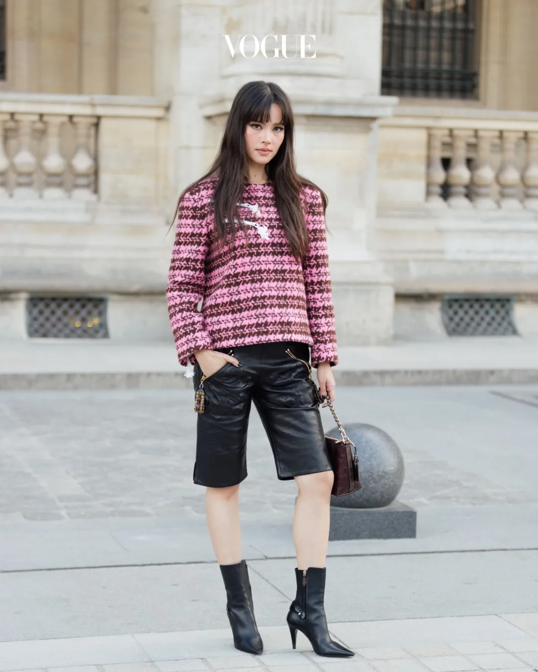 'ญาญ่า-อุรัสยา' ในแฟชั่นโชว์ Louis Vuitton คอลเล็กชั่นฤดูใบไม้ผลิ/ฤดูร้อน 2027 ณ Cour Carrée du Louvre กรุงปารีส ประเทศฝรั่งเศส