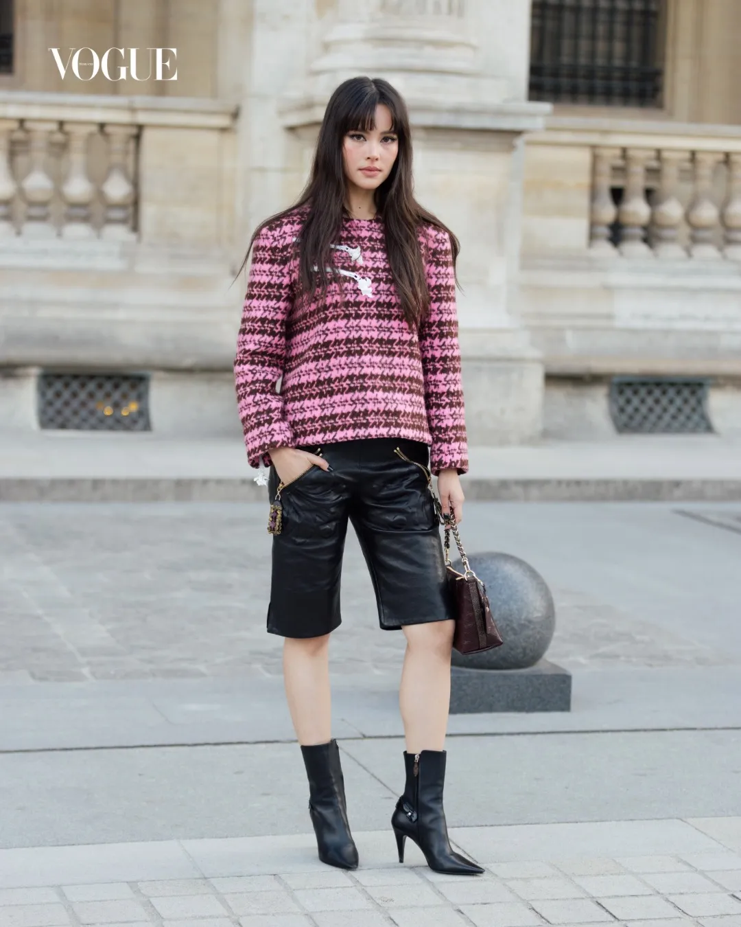 'ญาญ่า-อุรัสยา' ในแฟชั่นโชว์ Louis Vuitton คอลเล็กชั่นฤดูใบไม้ผลิ/ฤดูร้อน 2027 ณ Cour Carrée du Louvre กรุงปารีส ประเทศฝรั่งเศส