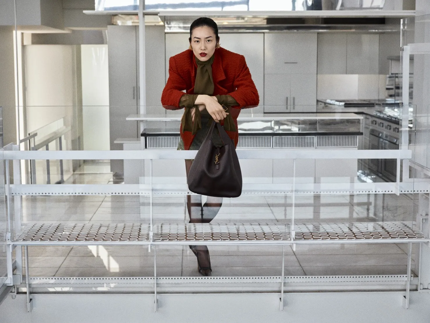 'Liu Wen' บนแคมเปญฤดูใบไม้ร่วง 2026 ของ Saint Laurent โดย 'Anthony Vaccarello'