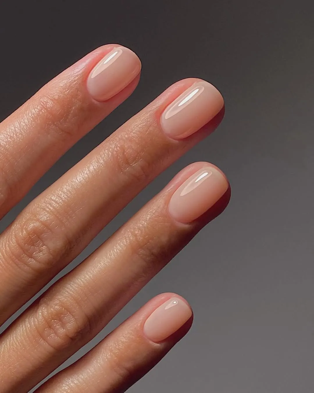 Milky Nails 