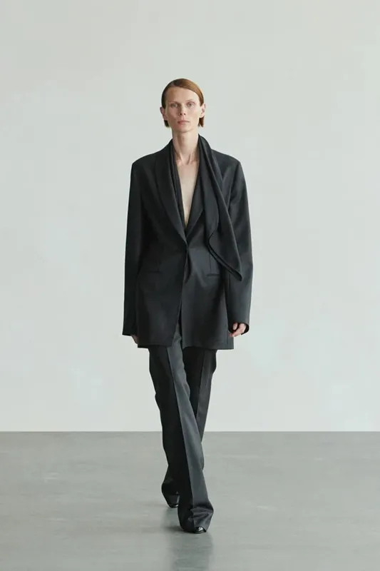 Soft Tailoring, Italian Suit, Neapolitan Suit