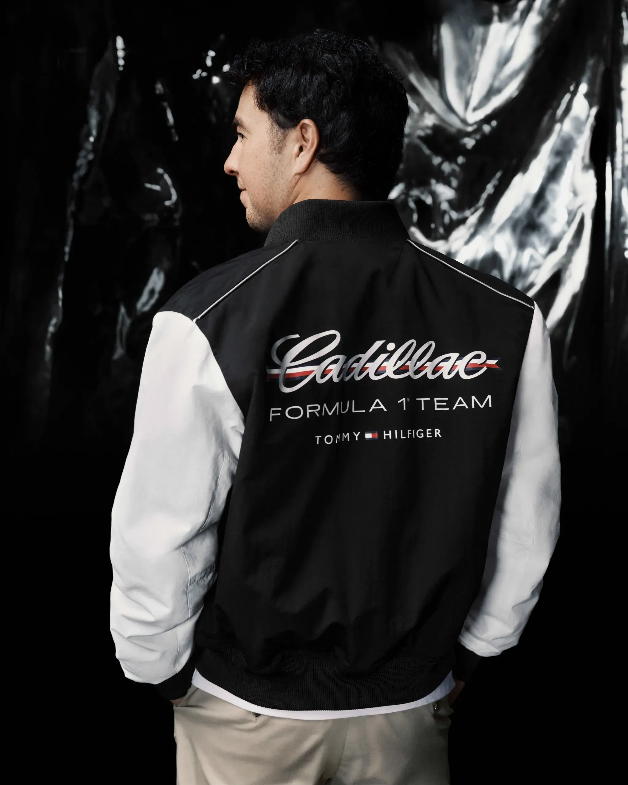 Tommy Hilfiger ร่วมเป็นพันธมิตรด้านเครื่องแต่งกายของทีม Cadillac จาก Formula 1