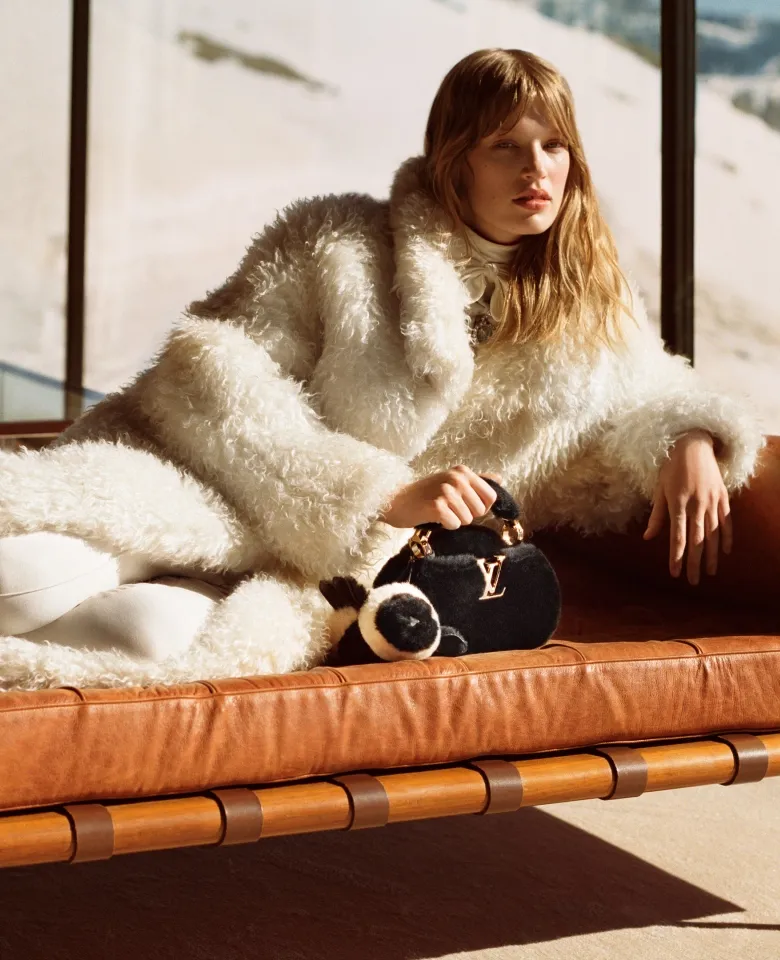 VOGUE SCOOP | เจาะลึกคอลเล็กชั่นสกี ความหรูหราที่ไม่เคยแยกจากแฟชั่นระดับลักชัวรี