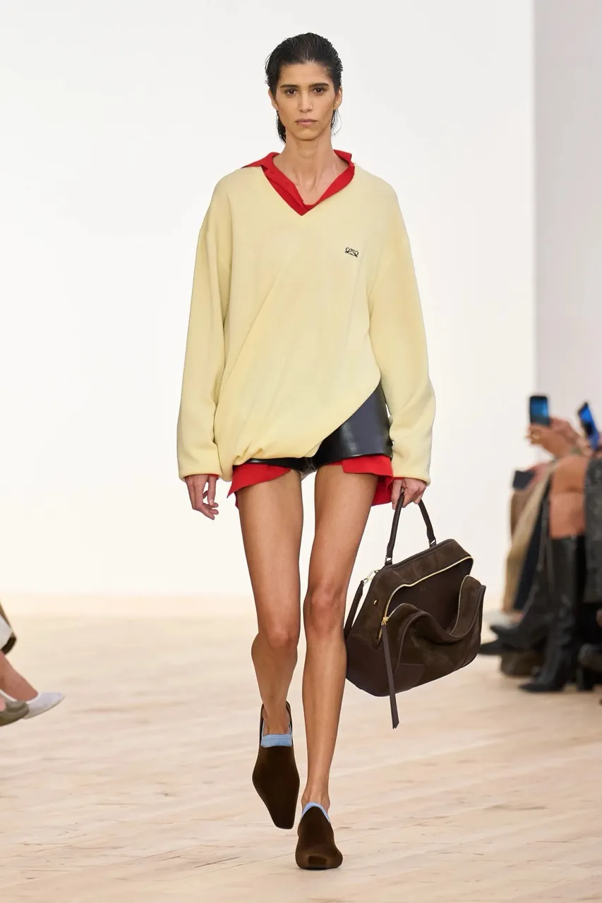 นางเเบบ LOEWE SS26