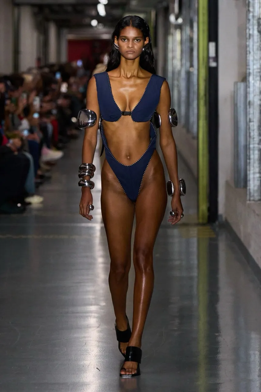 Gallery 10