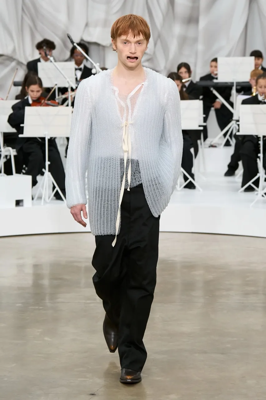 นางเเบบ Maison Margiela รันเวย์