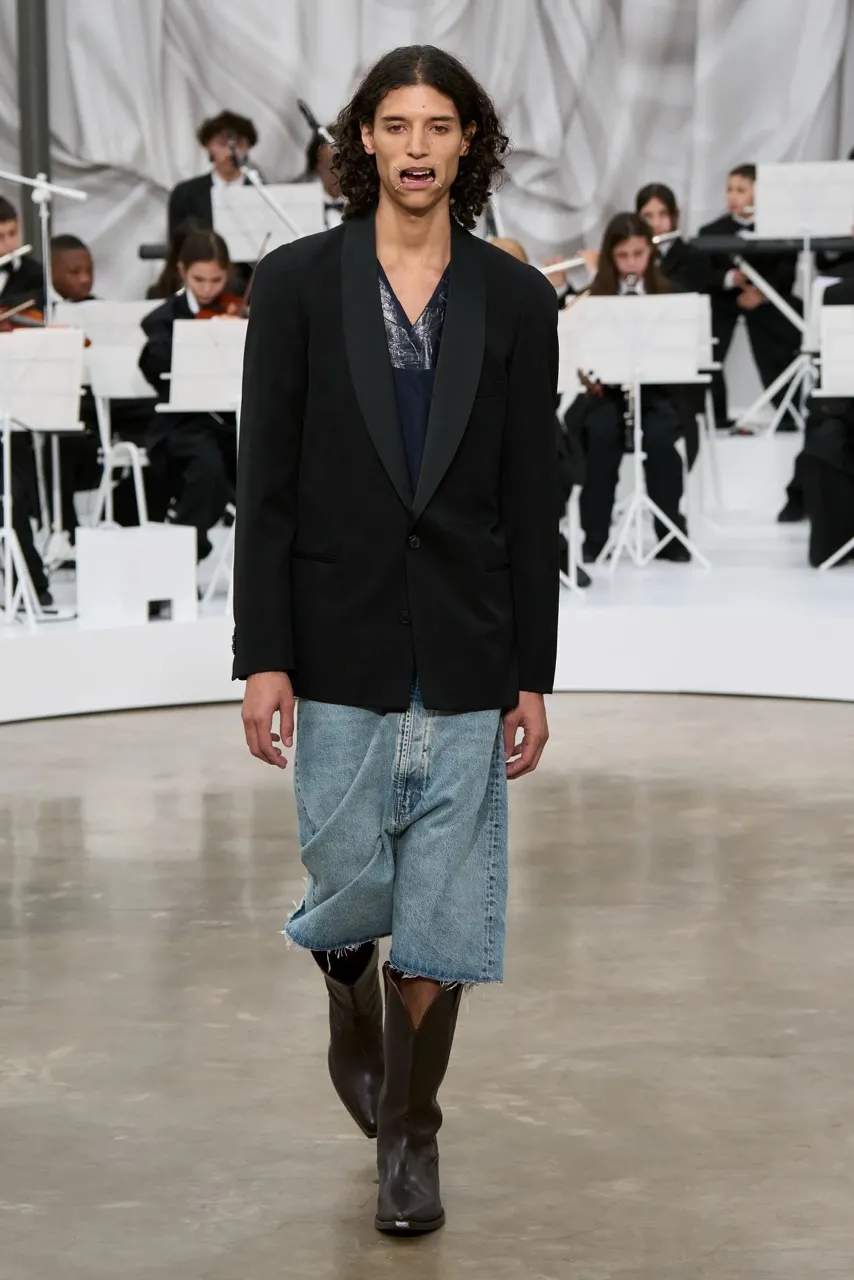 นางเเบบ Maison Margiela รันเวย์