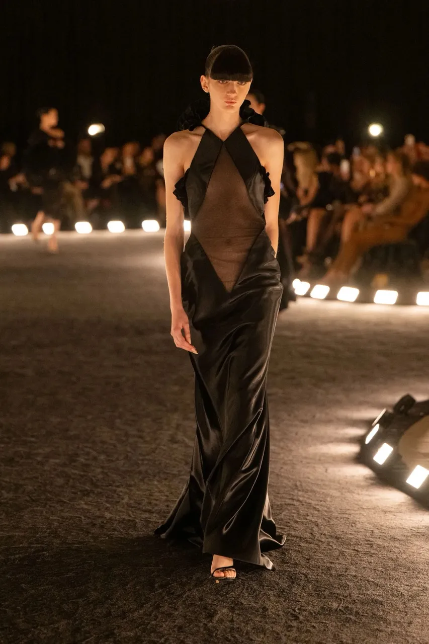 Spring/Summer 2026  Dancer in the Dark โดย Daniel Roseberry